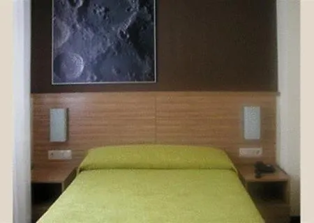 Hotel Moon
