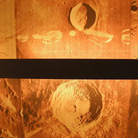 Hotel Moon